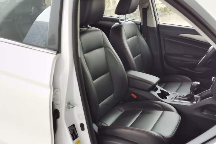 Used Changan CS75 2014 1.8T Automatic Elite Model China IV Standard
