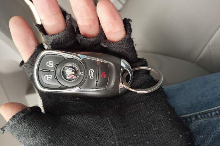 Used Buick GL8 2023 Land Executive Class Smart Enjoyment Model
