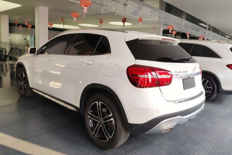 Used Mercedes-Benz GLA 2018 GLA 200 Fashion Model