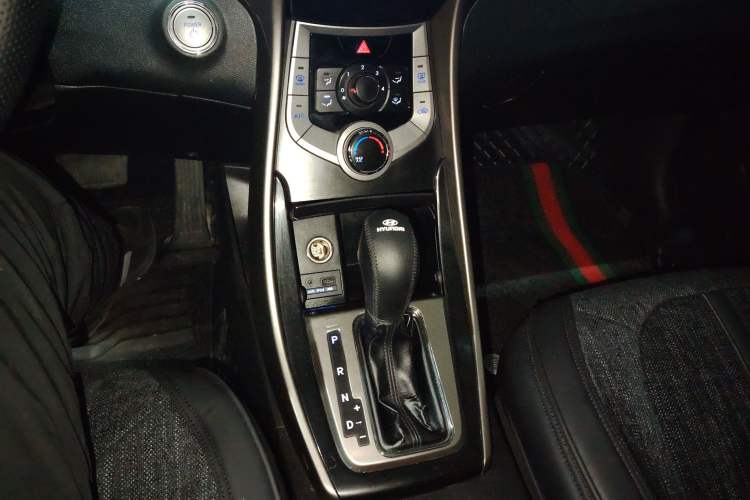 Used Hyundai Elantra 2013 1.6L Automatic Leading Model