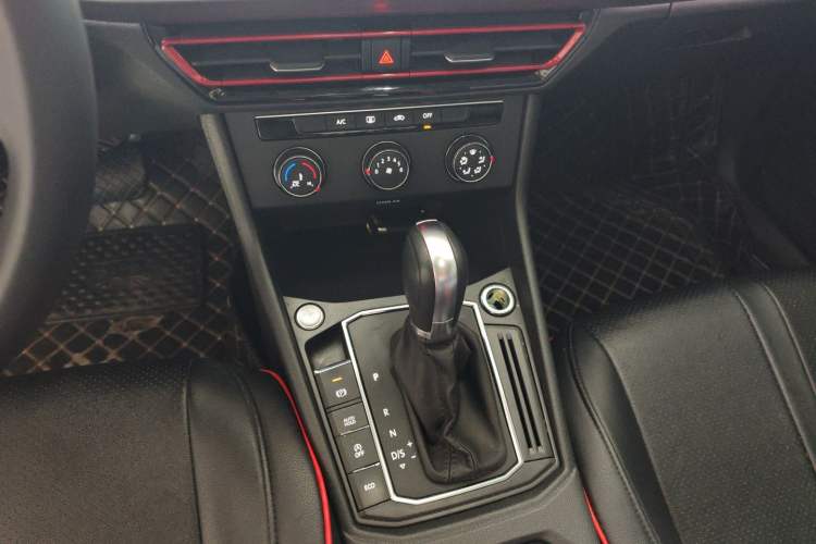 Used Volkswagen Lavida 2023 300TSI DSG Starry Full-Comfort Edition
