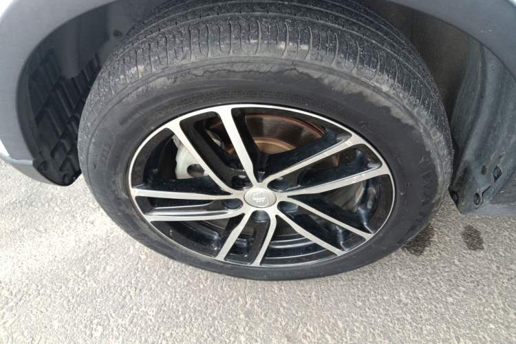 Used Bestune X40 2017 1.6L Automatic Luxury Model
