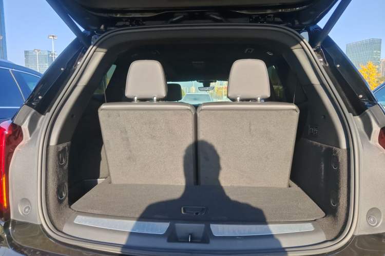 Used Cadillac XT6 2022 2.0T Six-Seater Four-Wheel Drive Luxury Version
