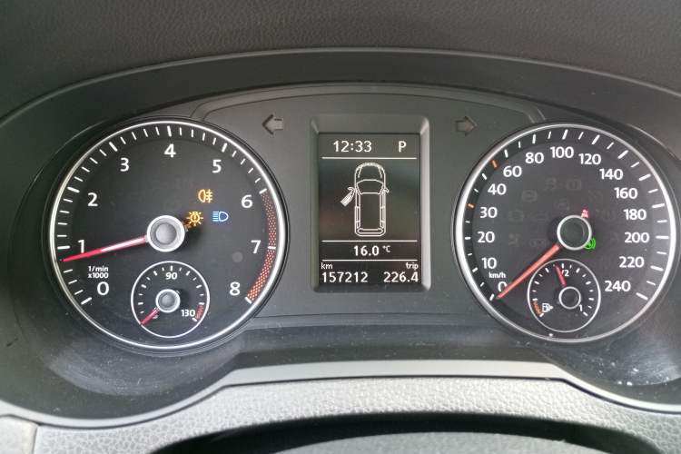 Used Volkswagen Sharan 2013 1.8TSI Comfort Model
