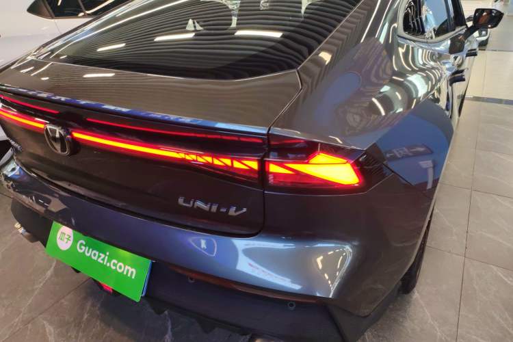 Used Changan UNI-V 2022 1.5T Prestige Version
