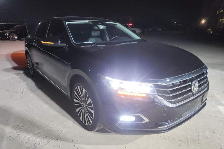 Used Volkswagen Passat 2019 380TSI Prestige Edition China VI Standard
