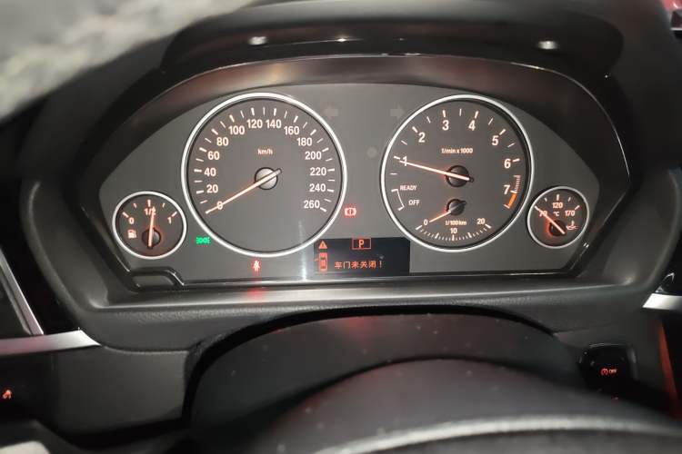 Used BMW 3 Series 2017 320Li Fashion Model
