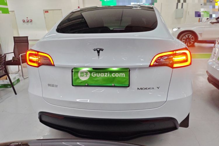 Used Tesla Model Y 2024 Long-Range All-Wheel-Drive Version
