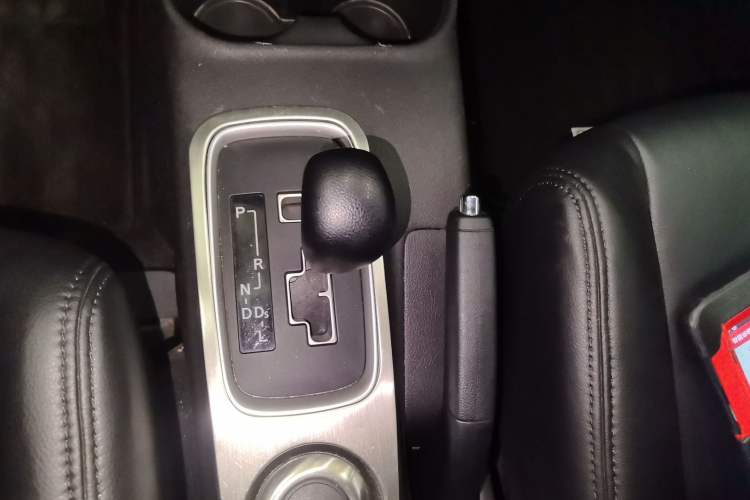 Used Mitsubishi Outlander 2014 2.0L Two-Wheel Drive Sport Value Edition 5 Seats
