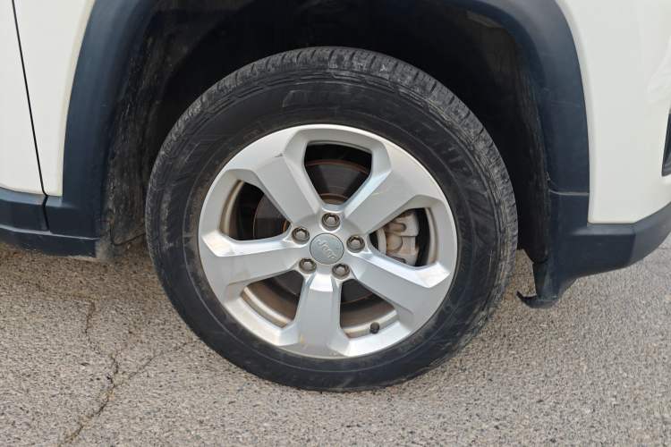 Used Jeep Compass 2019 200T Automatic Family Edition - Connected Large Screen Version
