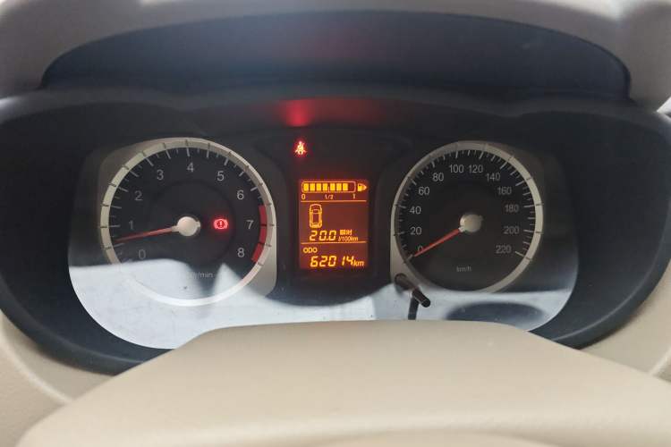 Used Venucia D50 2013 1.6L Manual Luxury Edition
