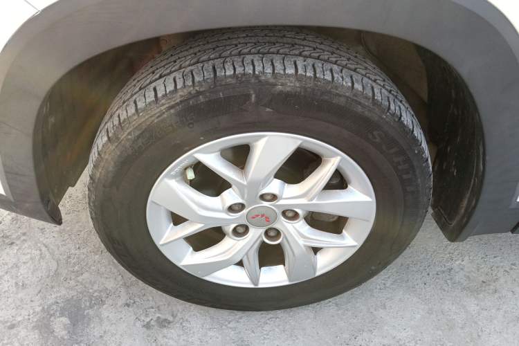 Used Wuling Hongguang S3 2019 1.5L Manual Luxury Model China VI Standard
