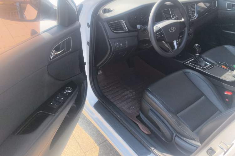 Used Hyundai Mistra 2016 1.8L Automatic Smart GLS