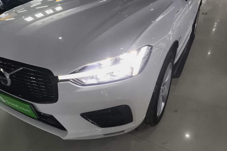 Used Volvo XC60 New Energy 2021 T8 E-Drive Hybrid Smart & Dynamic Edition