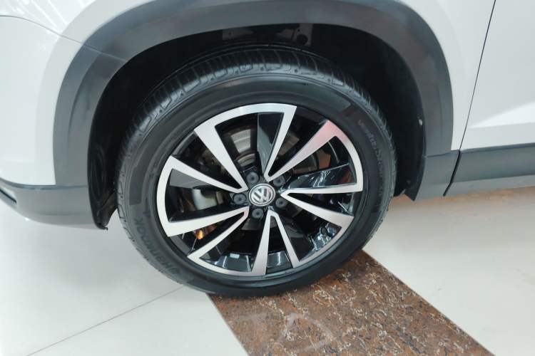 Used Volkswagen Tharu 2020 280TSI Two-Wheel Drive Luxury Edition China VI Standard