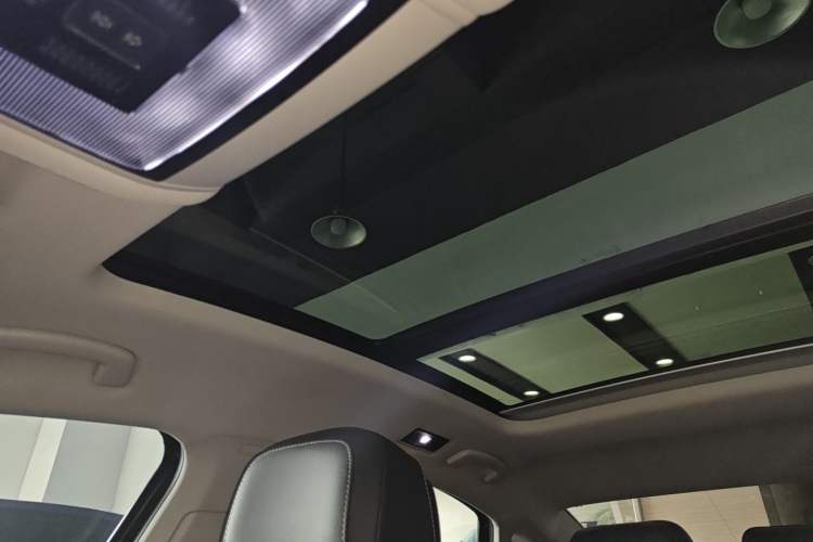 Used Volkswagen Passat 2022 330TSI Luxury Edition
