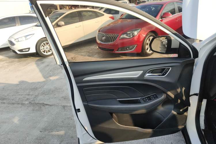 Used Roewe RX3 2018 1.6L CVT Flagship Edition
