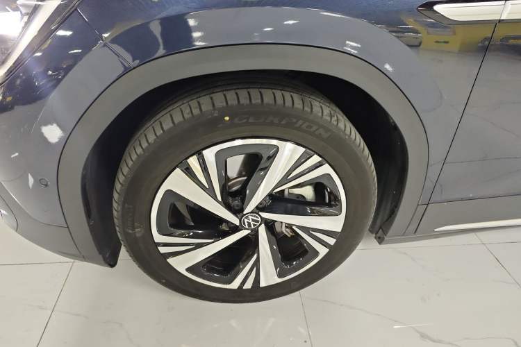 Used Volkswagen ID.6 CROZZ 2022 Long-Range PRO Edition