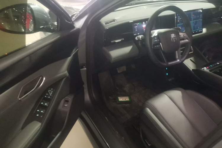 Used BYD Qin L 2025 EV 470KM Leading Edition
