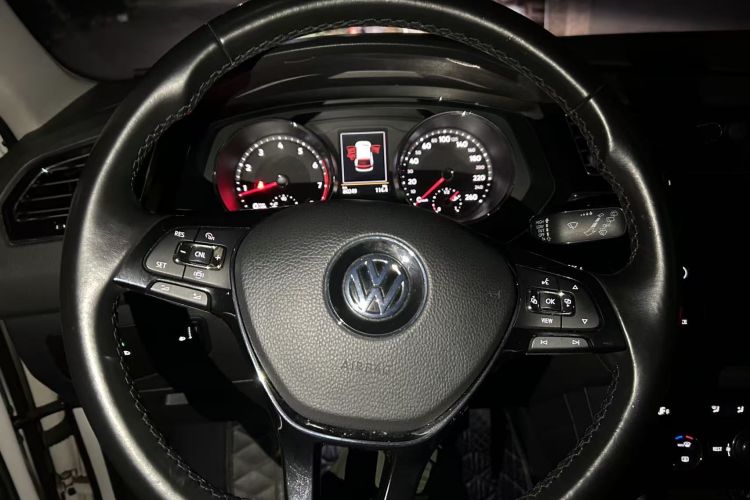 Used Volkswagen Tiguan L 2018 280TSI Automatic Two-Wheel Drive Comfort Edition