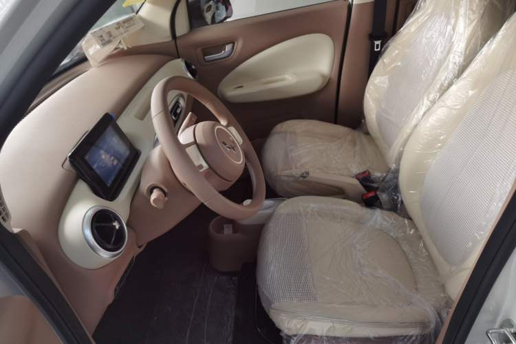 Used Wuling Hongguang MINIEV 2025 Four-Door Version Advanced Edition
