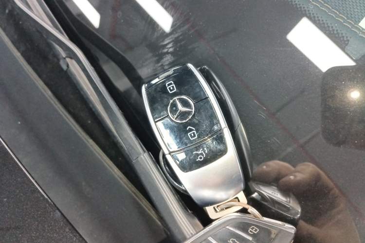 Used Mercedes-Benz E-Class 2022 E 300 L Sport Luxury Edition
