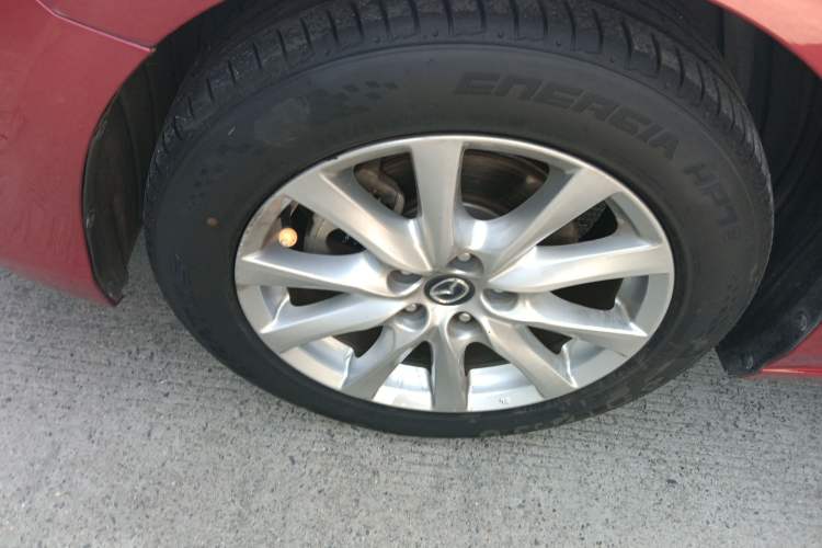 Used Mazda Atenza 2015 2.0L Blue Sky Luxury Edition
