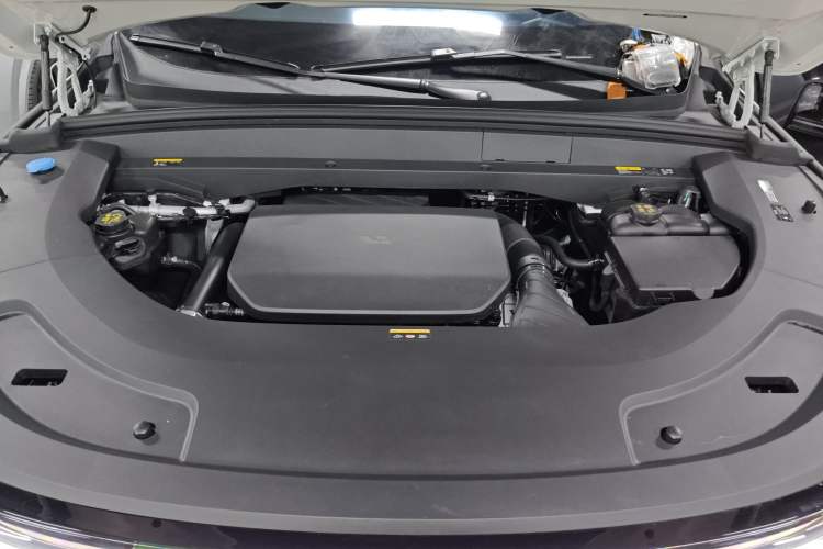 Used Li Auto L7 2023 Pro Model
