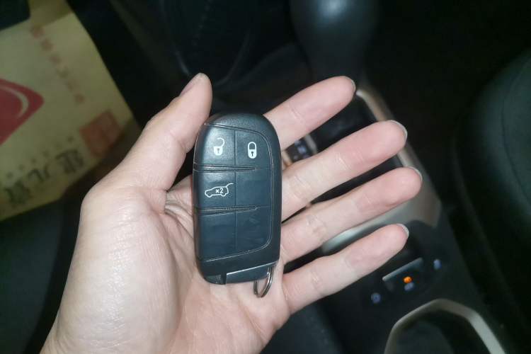 Used  Renegade 2018 Connected Large Screen Version 180T Automatic Jingneng Version
