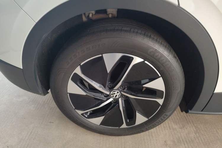 Used Volkswagen ID.4 CROZZ 2025 Pure Edition
