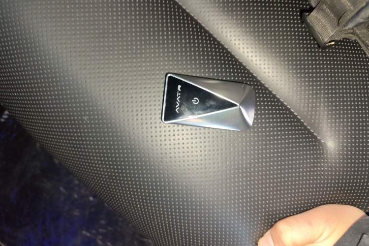 Used  12 2025 Ultra Extended-Range Edition