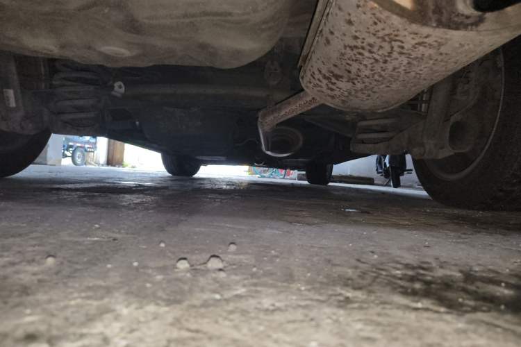 Used BYD M6 2013 2.4L Automatic Prestige Model
