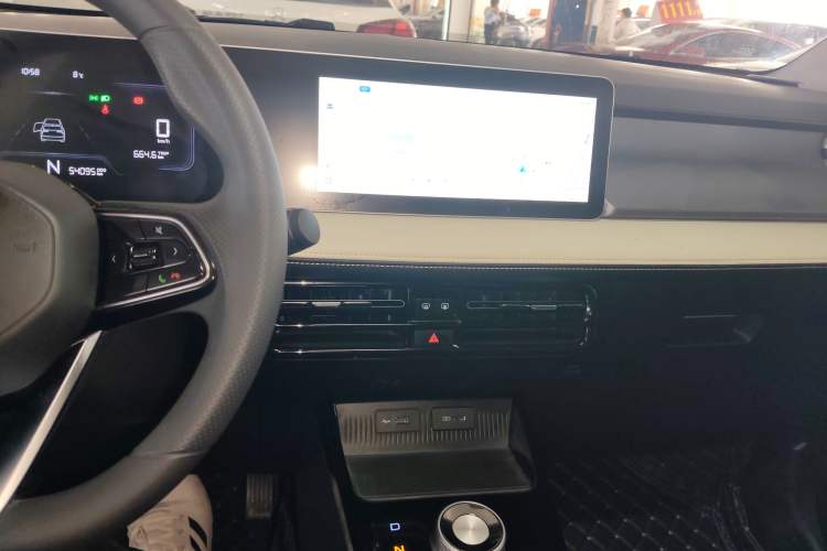 Used Geometry E Firefly 2024 301km Flowing Light
