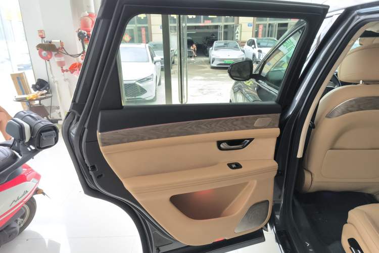 Used Hima AITO M7 2022 1.5T Four-Wheel Drive Luxury Edition
