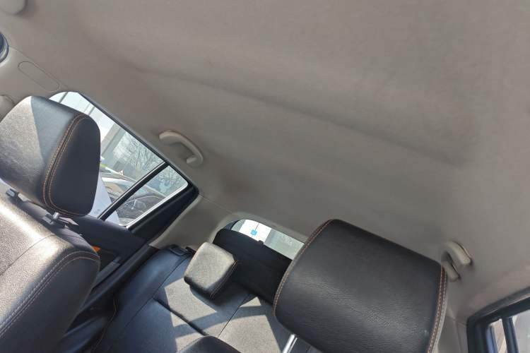 Used Suzuki Swift 2016 1.5L Manual Fashion Edition Cool Play Version
