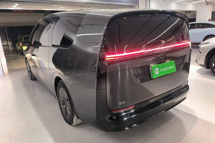 Used Li Auto MEGA 2025 Ultra Smart Refreshed Edition