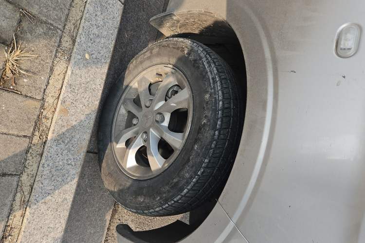 Used Wuling Hongguang V 2022 1.5L Enjoy Edition Electric-Powered LAR
