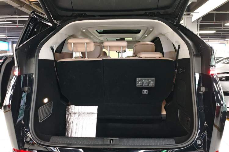 Used XPeng X9 2024 610 Long-Range Pro