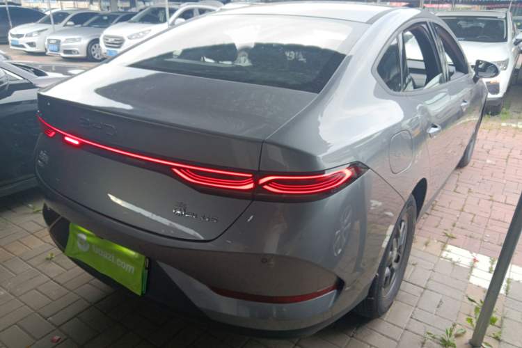 Used BYD Qin PLUS 2025 DM-i Smart Drive 55KM Leading Model
