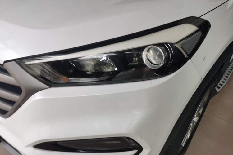 Used Hyundai Tucson 2015 1.6T Dual-Clutch Two-Wheel-Drive Smart Model
