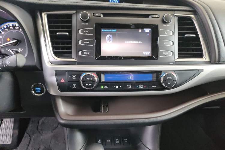 Used Toyota Highlander 2015 2.0T Four-Wheel Drive Luxury Edition 7-Seater
