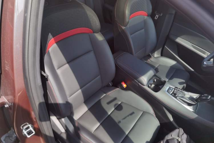 Used MG 5 2025 180 DVVT Global Luxury Edition