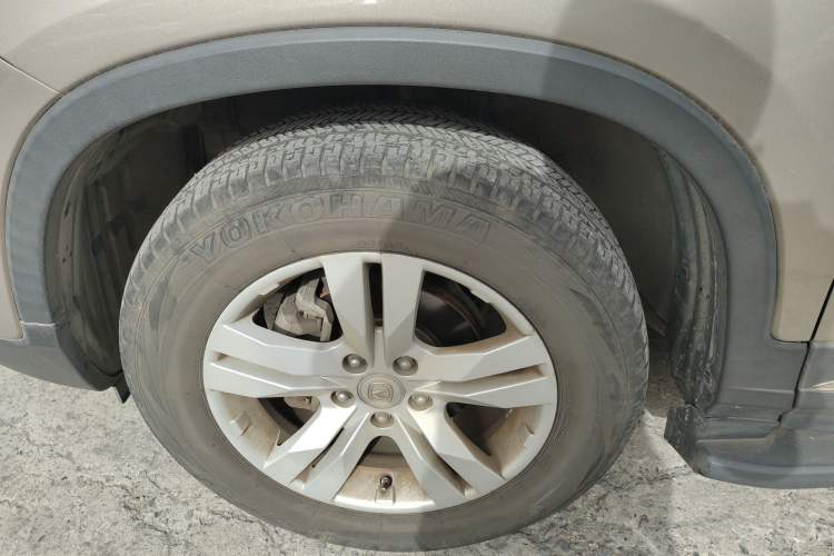 Used Changan CS75 2014 2.0L Manual Luxury Version China V Standard
