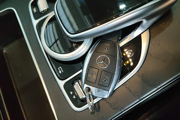 Used Mercedes-Benz C-Class 2018 C 180 L Fashion Edition Sport Version
