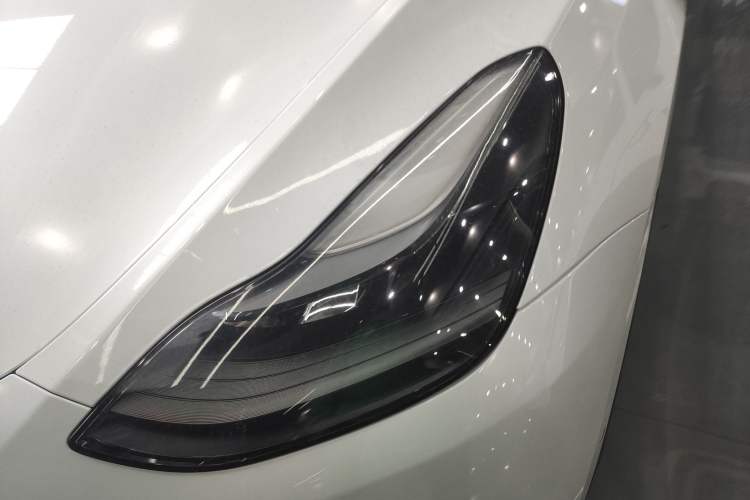 Used Tesla Model Y 2021 Standard Range Rear-Wheel Drive Version