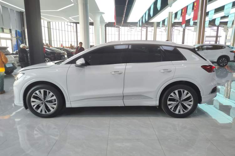 Used Audi Q4 e-tron 2024 40 e-tron Adventure Edition
