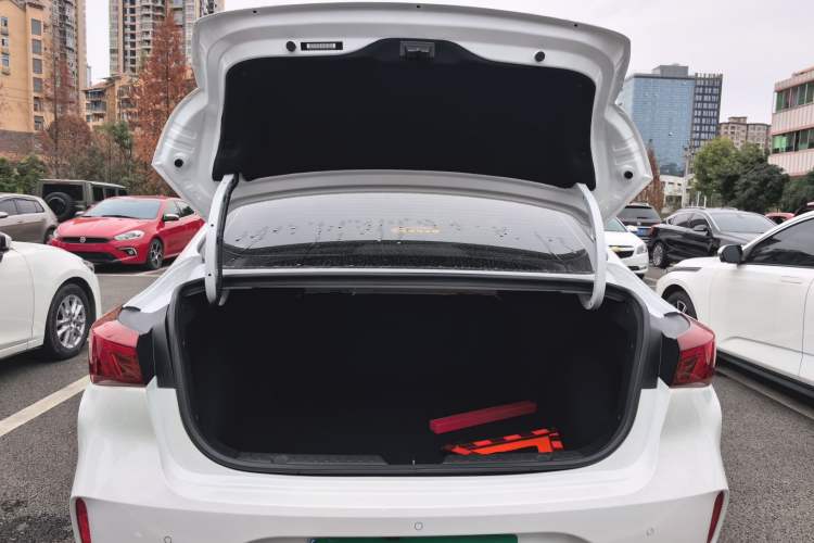 Used Changan Eado 2024 PLUS Blue Whale NE 1.4T GDI DCT High-Energy Edition
