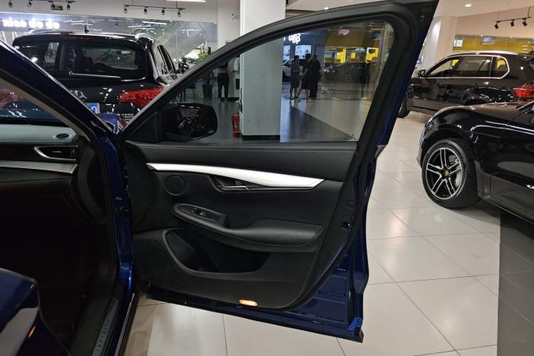 Used Infiniti QX50 2018 2.0T Two-Wheel Drive Fashion Edition
