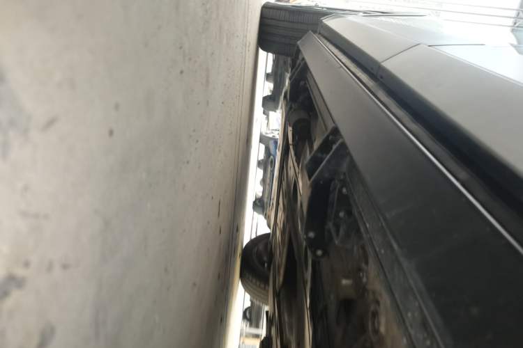 Used Volkswagen Tharu 2023 300TSI Two-Wheel-Drive Full Moon Edition
