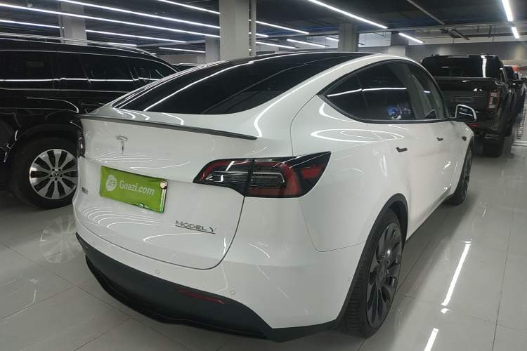 Used Tesla Model Y 2022 Performance High-Performance All-Wheel-Drive Version
